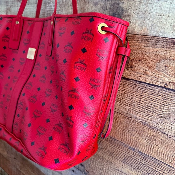 MCM Visetos Red Large Liz Reversible Logo Shopper Tote - Picture 2 of 16